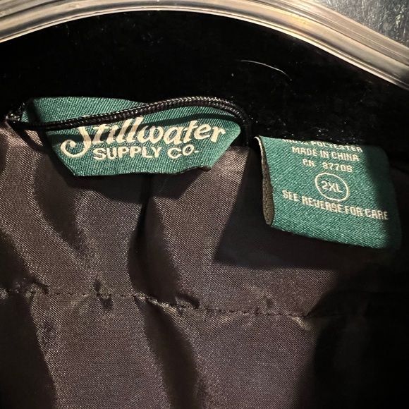 ☁️ SOFT☁️Faux Fur Black Vest , Zip Front , Pockets , Silky Lining - SO SOFT!!!’ - Picture 2 of 9